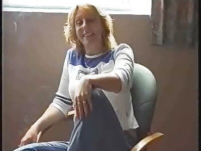Джессіка Блю секс відео українське чистить свою лису кицьку