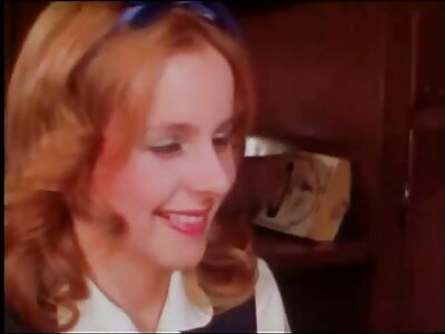 Пейтон Роббі трахкає її гарне порно відео українське обличчя